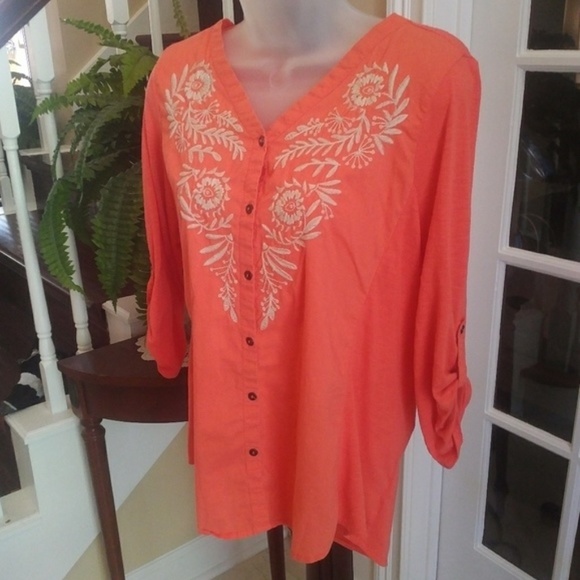 Sonoma Embroidered Top EUC M - Picture 2 of 6